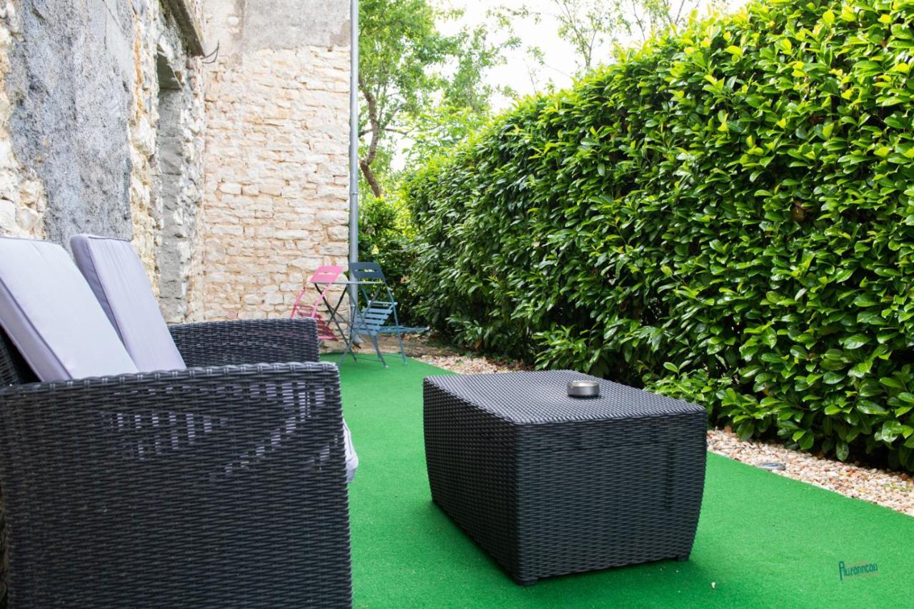 Naturel : Studio Calme Et Agreable Les Bordes Zewnętrze zdjęcie